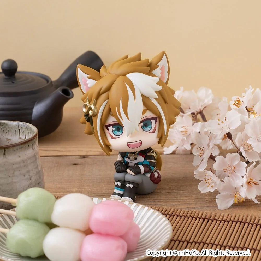 Genshin Impact Look Up PVC Statue Gorou 11 cm (with gift)